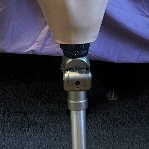 OSSUR Adjustable Right Prosthetic leg Above Knee 8.5-10Nm 05020AL, 00621AL