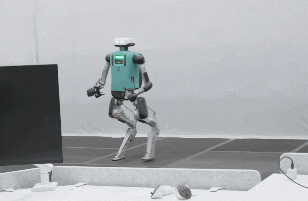 Read more about the article Robot Videos: Humanoid Dancing, Robot Learning, More