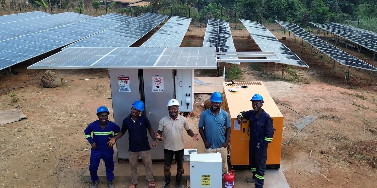 Read more about the article IEEE Smart Village Is Helping Electrify Rural Cameroon